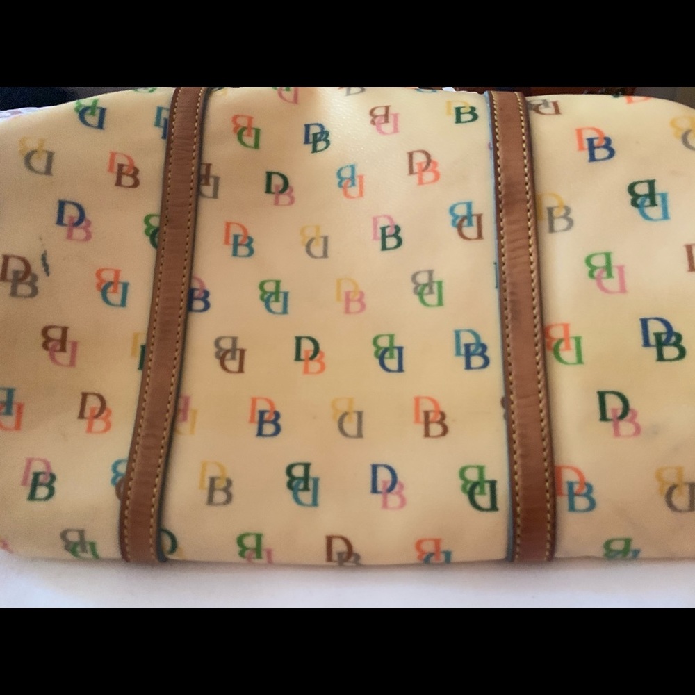 Dooney & Bourke - Picture 4 of 7